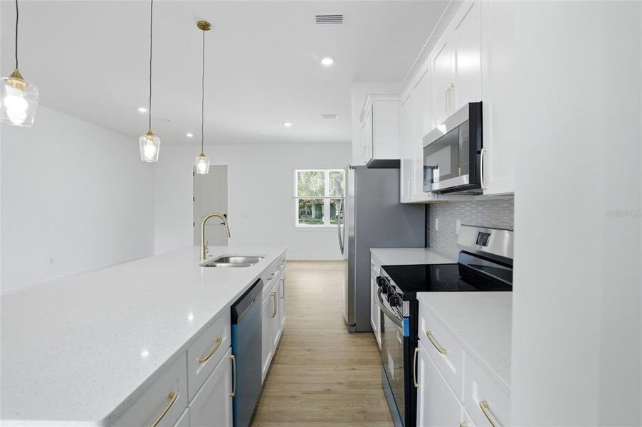 Furnished interior view inside a new home in , Orlando (Image 12).