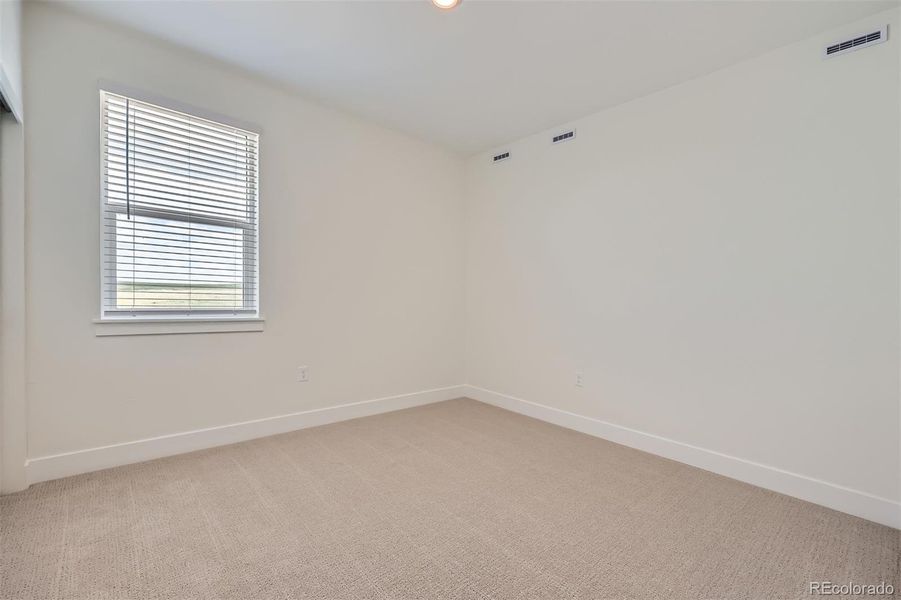 Spacious, unfurnished interior of a new home in , Elizabeth (Image 17).