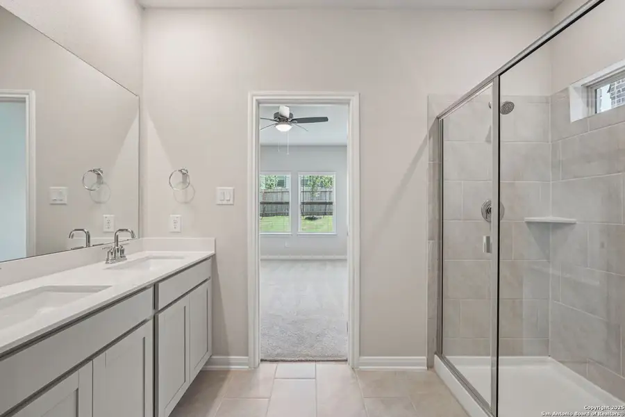 Furnished interior view inside a new home in Comanche Ridge, San Antonio (Image 4). Furnished interior view inside a new home in Comanche Ridge, San Antonio (Image 4).