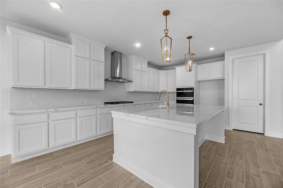 Representative image. Features, selections, and colors may vary.