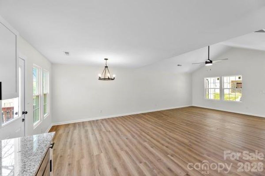 Spacious, unfurnished interior of a new home in , Kings Mountain (Image 10).