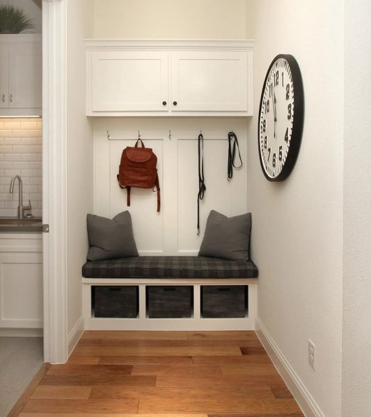 The Brynlee II Family Foyer