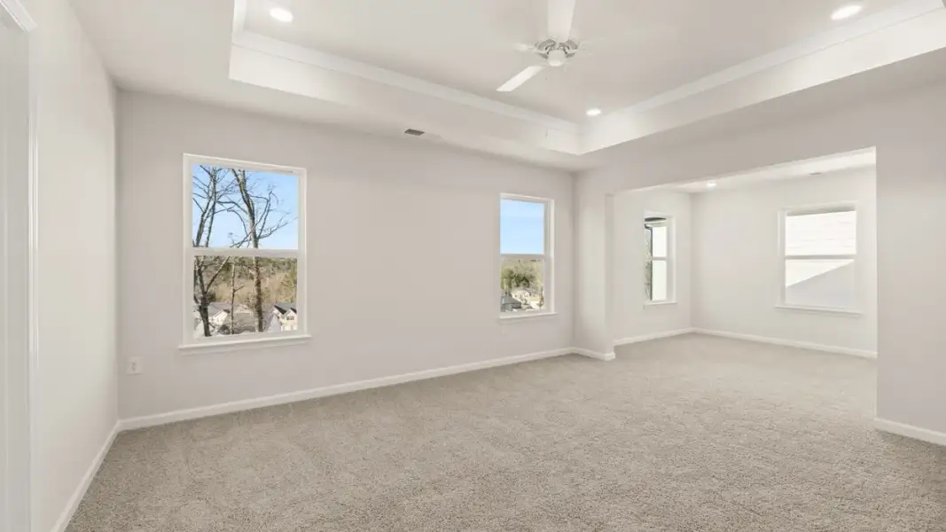 Spacious, unfurnished interior of a new home in Westland, Bogart (Image 23).