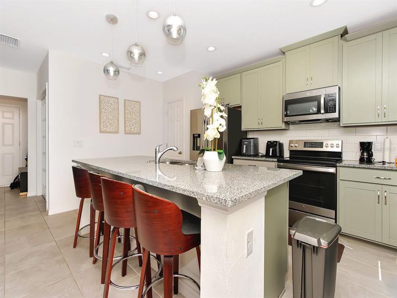 Furnished interior view inside a new home in , Kissimmee (Image 10).