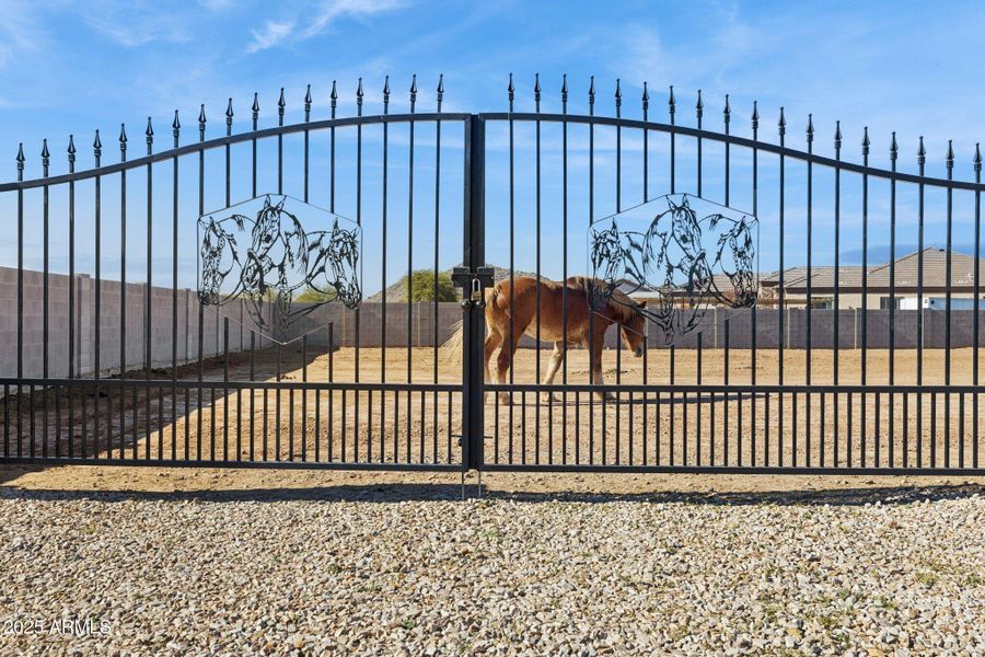 6-web-or-mls-6786-w-palomino-wy 6-web-or-mls-6786-w-palomino-wy