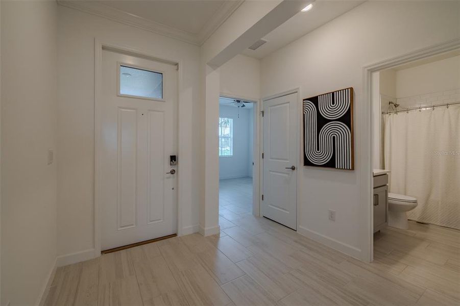 Spacious, unfurnished interior of a new home in Prosperity Lakes, Parrish (Image 23).