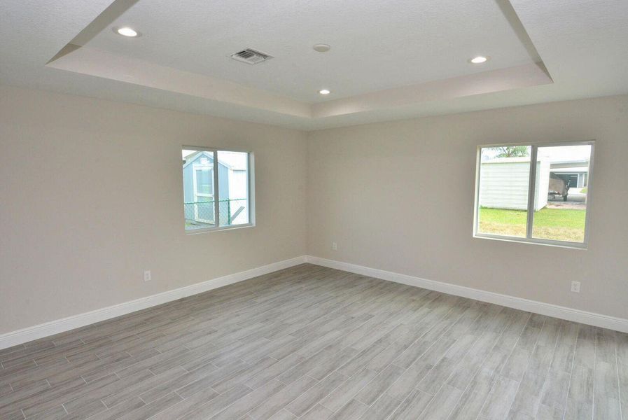 Spacious, unfurnished interior of a new home in , Okeechobee (Image 5). Spacious, unfurnished interior of a new home in , Okeechobee (Image 5).