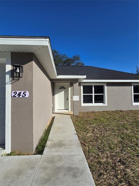 Exterior details and patio area of a home in , Ocala (Image 3). Exterior details and patio area of a home in , Ocala (Image 3).