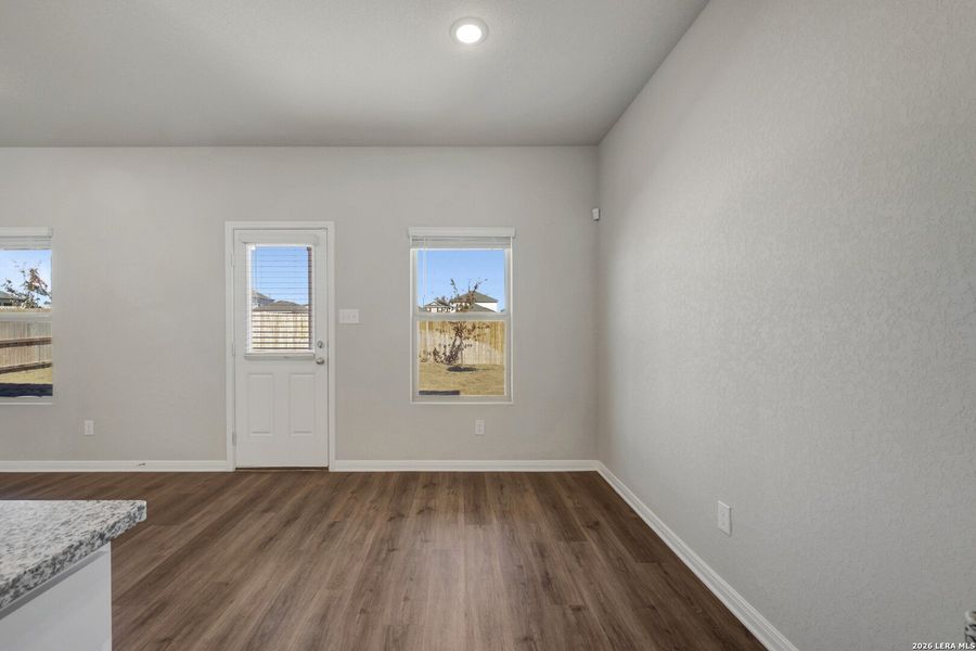 Spacious, unfurnished interior of a new home in Paloma Park, Converse (Image 31).