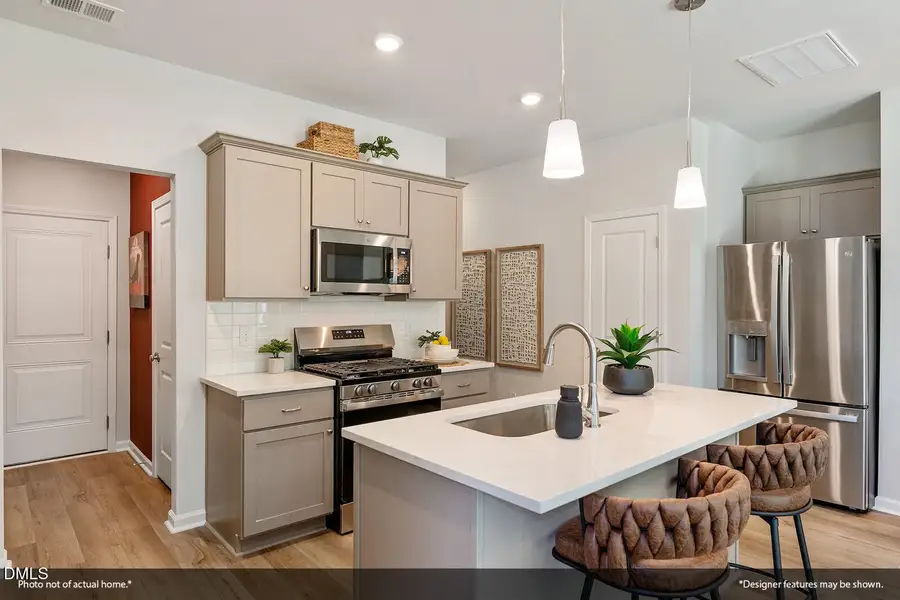 Kitchen 2-EXAMPLE IMAGE Kitchen 2-EXAMPLE IMAGE