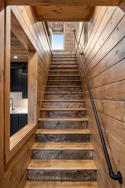 Close-up of interior finishes inside a home in , Blue Ridge (Image 26). Close-up of interior finishes inside a home in , Blue Ridge (Image 26).