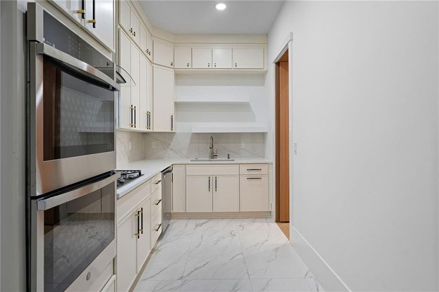 Furnished interior view inside a new home in , Buford (Image 16).
