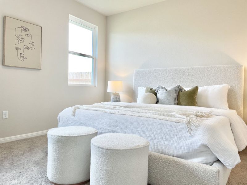 Representative furnished interior of a home built from the Blake by Ashton Woods in Rolling Glen, Hutto (Image 39).