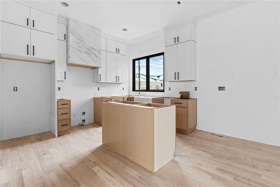 Furnished interior view inside a new home in , Chamblee (Image 10).