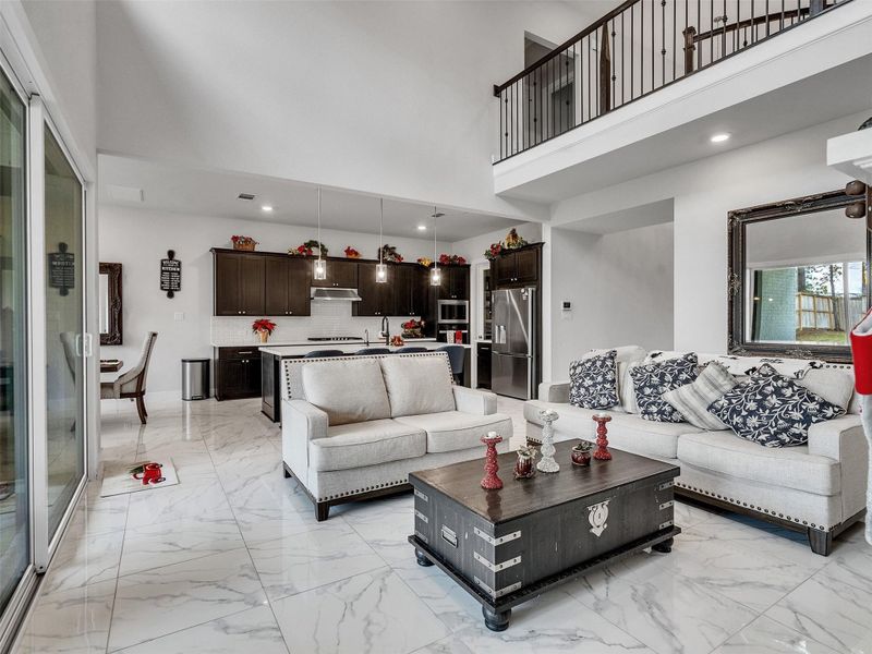 Furnished interior view inside a new home in , Conroe (Image 37). Furnished interior view inside a new home in , Conroe (Image 37).