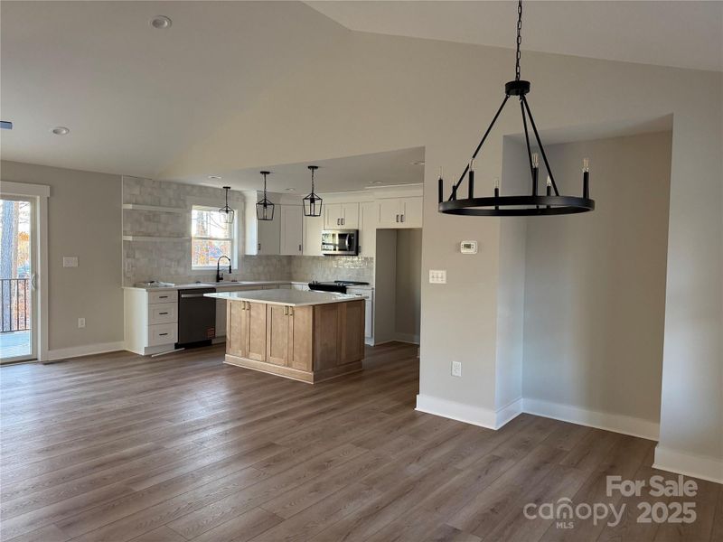 Image 37 of a home in .