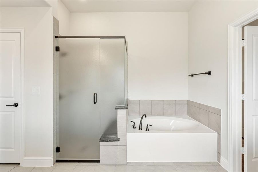 Furnished interior view inside a new home in Sunset Ridge, Alvarado (Image 12). Furnished interior view inside a new home in Sunset Ridge, Alvarado (Image 12).