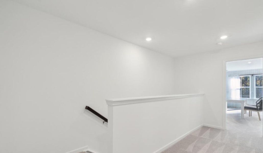 Spacious, unfurnished interior of a new home in , Summerville (Image 13).