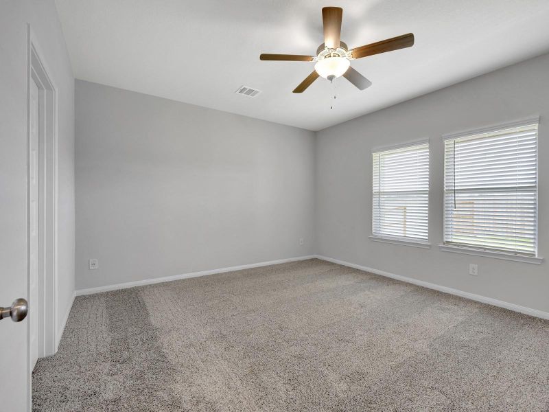 Photo is not of the actual home, but is an inspirational photo of builder’s model home and may depict options, furnishings, and/or decorator features that are not included Photo is not of the actual home, but is an inspirational photo of builder’s model home and may depict options, furnishings, and/or decorator features that are not included