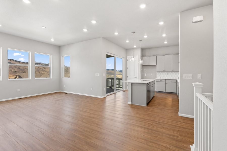 Spacious, unfurnished interior of a new home in The Manors Collection at Golden Overlook, Golden (Image 11).