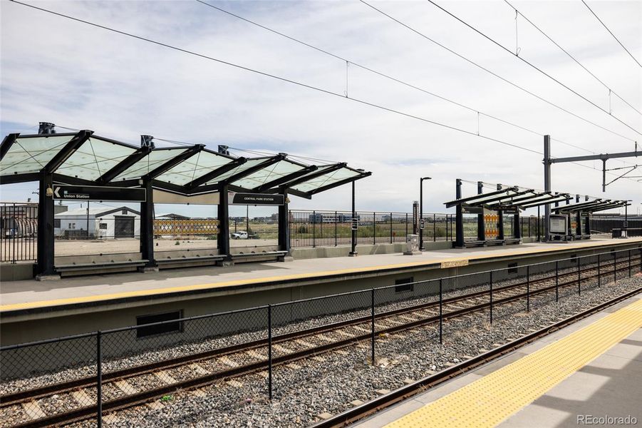 Community amenities in , Denver (Image 29).