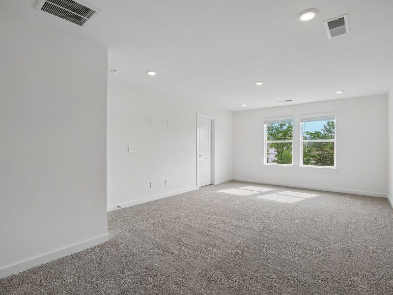 Spacious, unfurnished interior of a new home in Mansker Farms - Bronze Series, Hendersonville (Image 14). Spacious, unfurnished interior of a new home in Mansker Farms - Bronze Series, Hendersonville (Image 14).