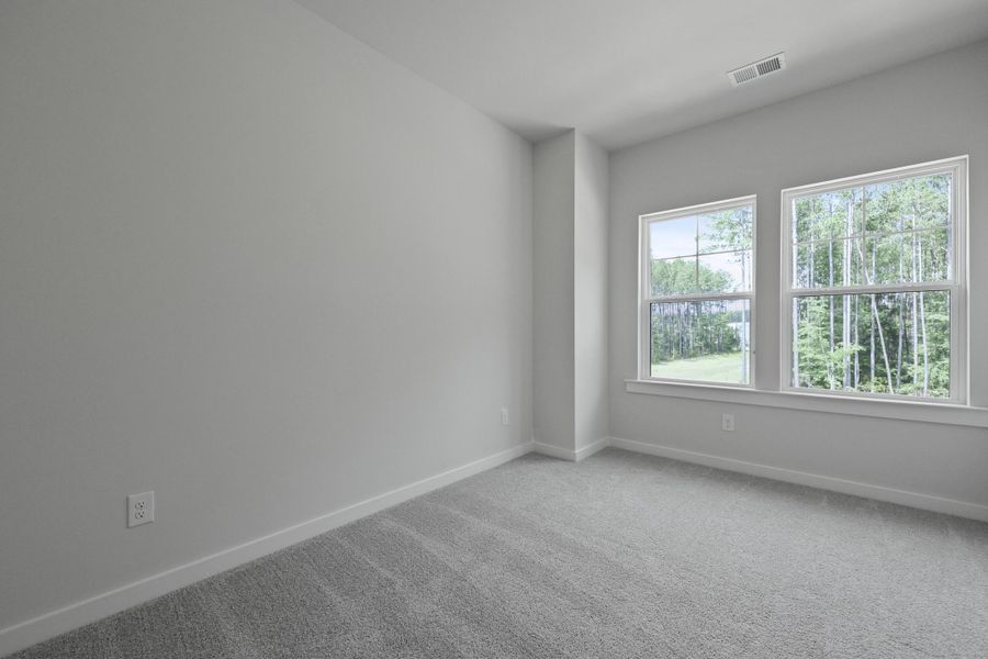 Spacious, unfurnished interior of a new home in Nexton, Summerville (Image 34).