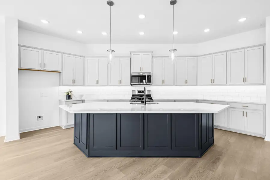 Furnished interior view inside a new home in The Grand Prairie 50’, Hockley (Image 8).