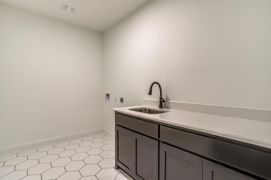 Representative furnished interior of a home built from the Dallington by Trinity Classic Homes in Zion Trails, Poolville (Image 8). Representative furnished interior of a home built from the Dallington by Trinity Classic Homes in Zion Trails, Poolville (Image 8).