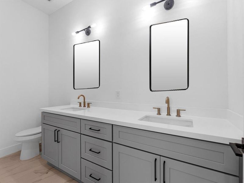 Hall bath with double vanity