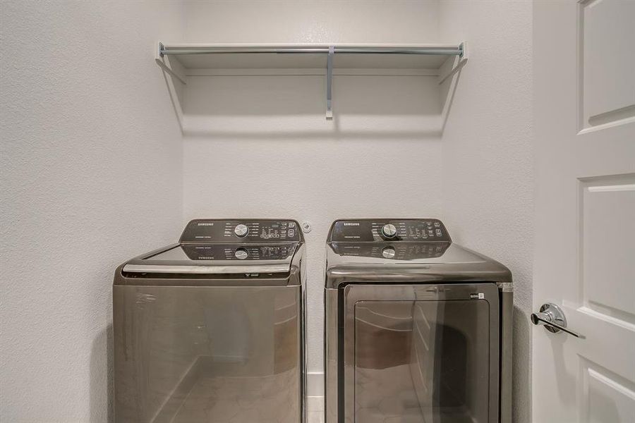 Close-up of interior finishes inside a home in Karis, Crowley (Image 19).