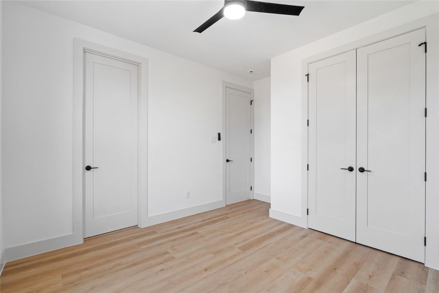 This alternate perspective highlights the suite’s thoughtful layout, with the walk-in closet & ensuite quietly tucked in view. This alternate perspective highlights the suite’s thoughtful layout, with the walk-in closet & ensuite quietly tucked in view.