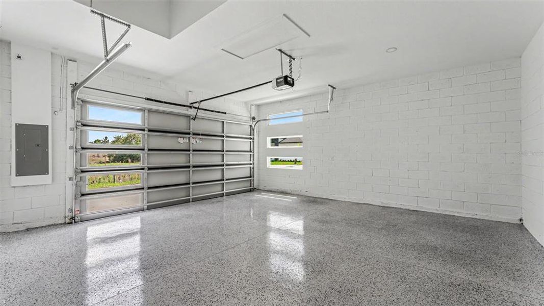Spacious, unfurnished interior of a new home in , Davenport (Image 26).