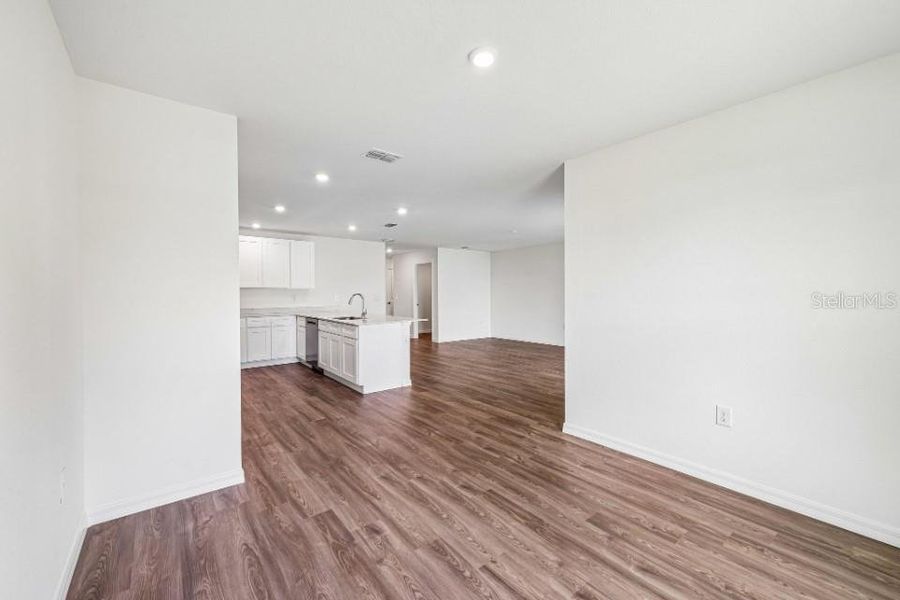 Spacious, unfurnished interior of a new home in Lehigh Acres Classic, Lehigh Acres (Image 6).