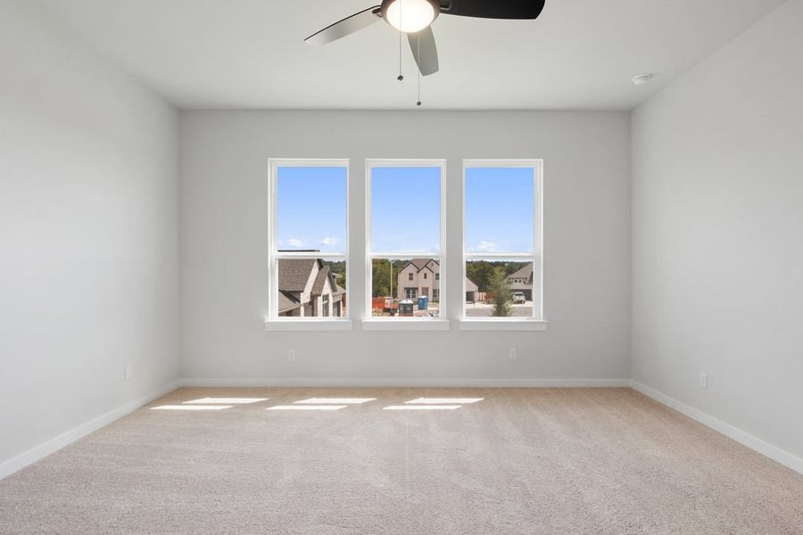 Spacious, unfurnished interior of a new home in Capitol Collection at Lariat, Liberty Hill (Image 32).