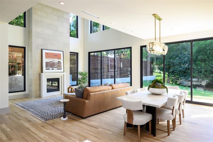 Furnished interior view inside a new home in , Dallas (Image 26). Furnished interior view inside a new home in , Dallas (Image 26).