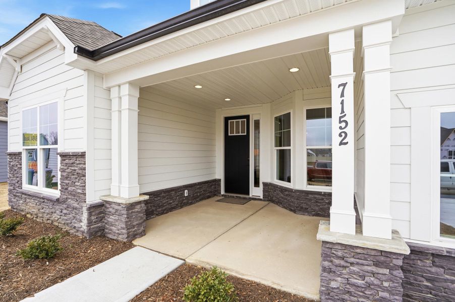 Exterior details and patio area of a home in Harmony, Harrisburg (Image 36).