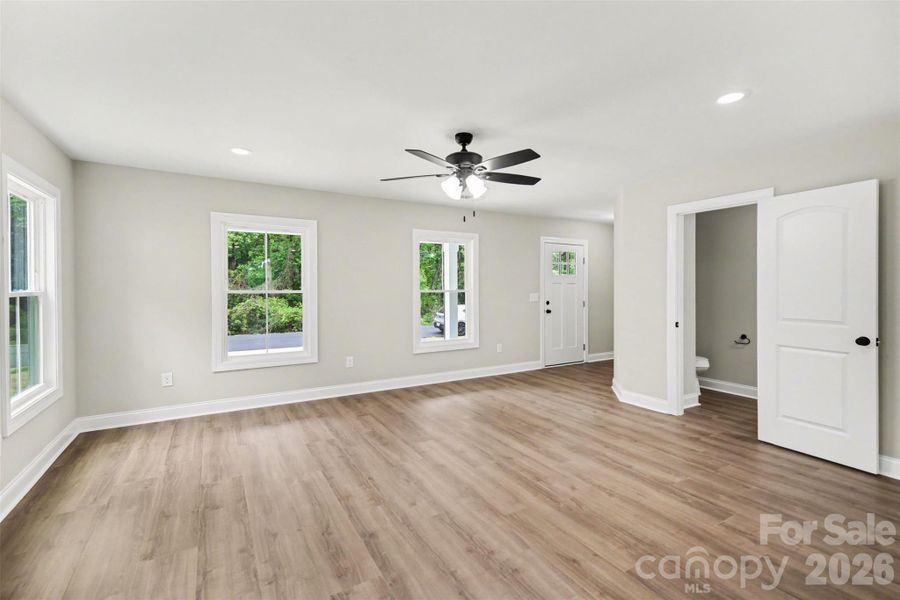 Spacious, unfurnished interior of a new home in , Kannapolis (Image 20).