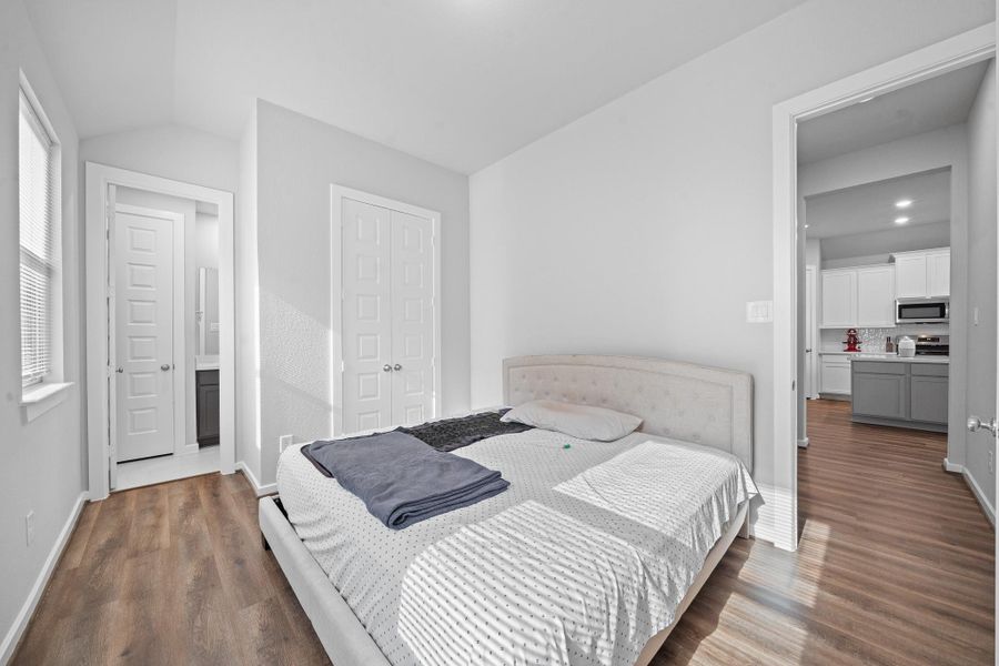 Furnished interior view inside a new home in Marvida 45', Cypress (Image 13). Furnished interior view inside a new home in Marvida 45', Cypress (Image 13).