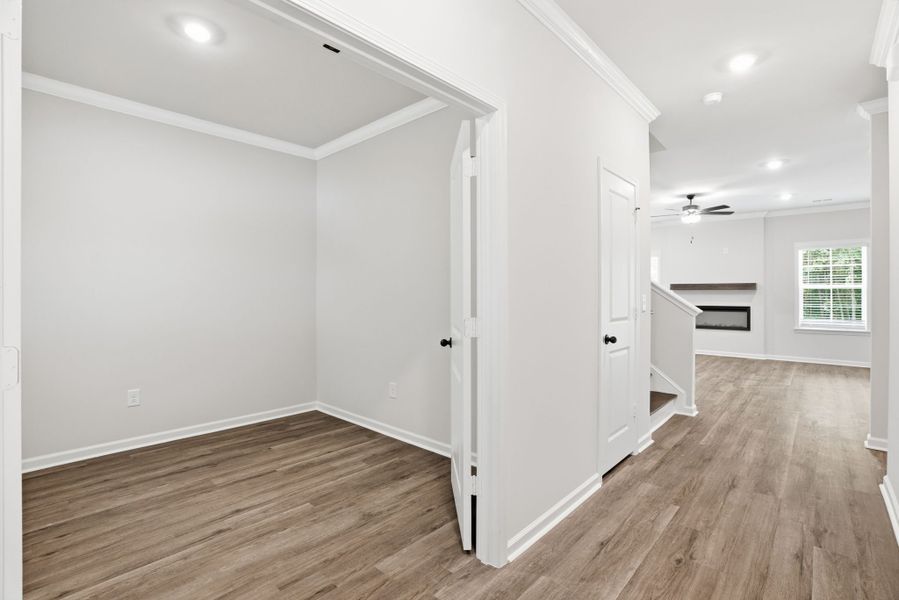 Representative unfurnished interior of a home built from the Willow Select M by McGuinn Homes in Broadway Lake, Anderson (Image 17). Representative unfurnished interior of a home built from the Willow Select M by McGuinn Homes in Broadway Lake, Anderson (Image 17).