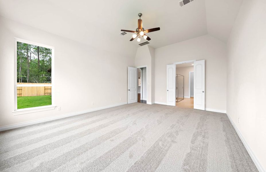 Representative unfurnished interior of a home built from the 4094 by Ravenna Homes in Artavia 70′, Conroe (Image 53).