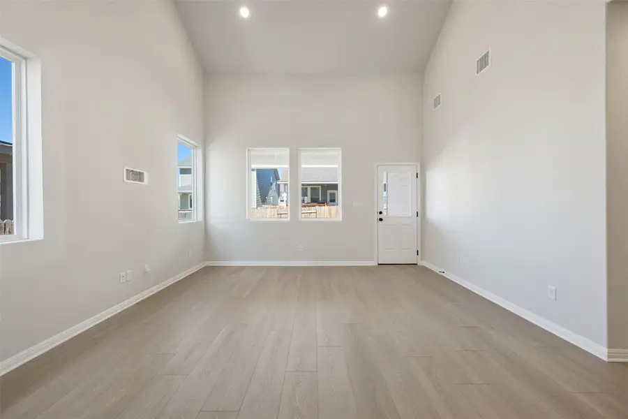 Representative images and renderings are for illustrative purposes. Actual structural options and design finishes of home may vary.
