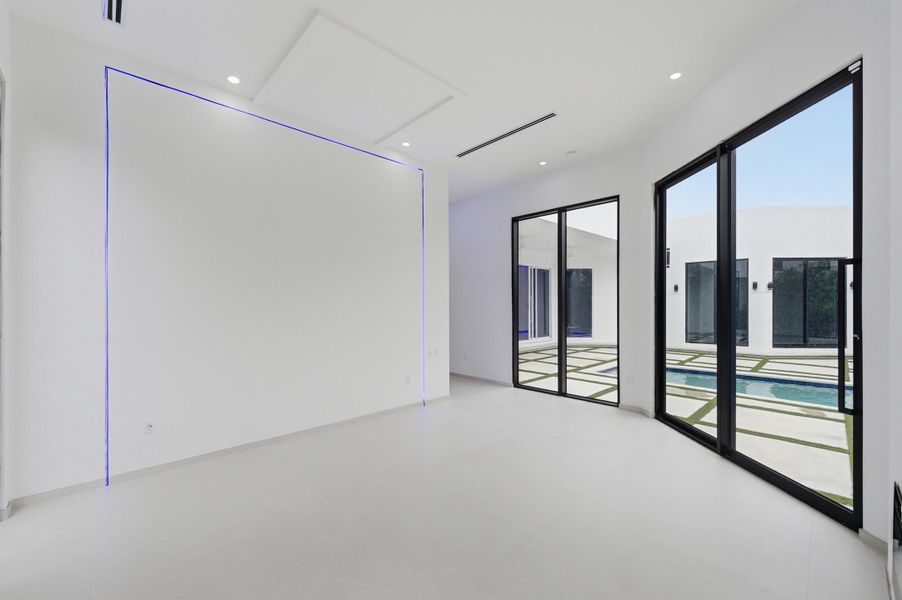 24_010__d4s7315 - Copy