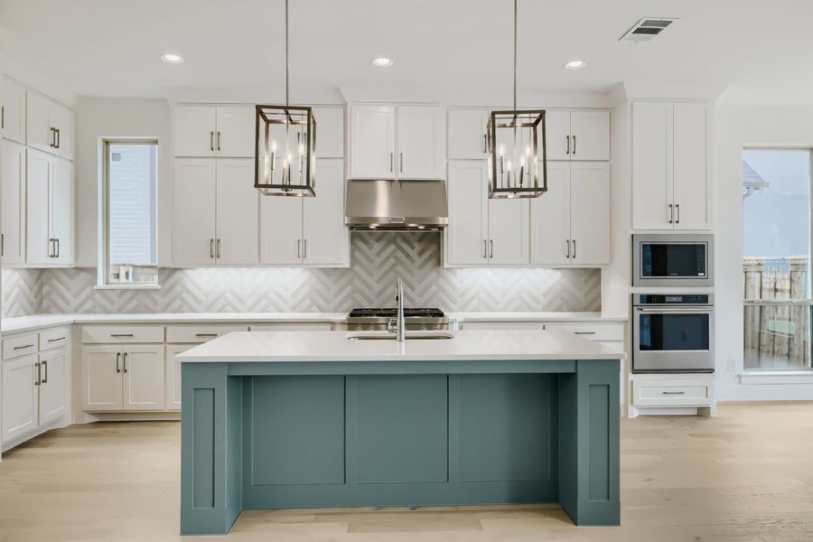 4801 Strada - Kitchen 4801 Strada - Kitchen