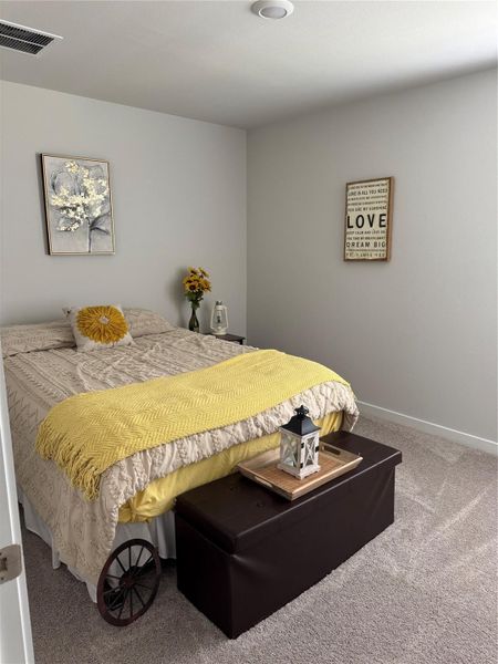 Furnished interior view inside a new home in Sherwood Glen, Conroe (Image 3).