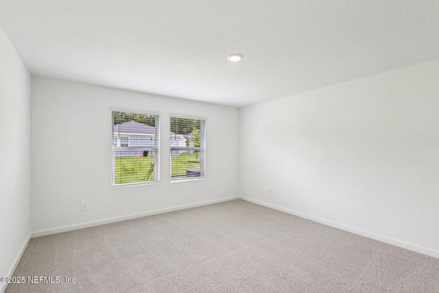 Spacious, unfurnished interior of a new home in Kings Crossing, Jacksonville (Image 12). Spacious, unfurnished interior of a new home in Kings Crossing, Jacksonville (Image 12).