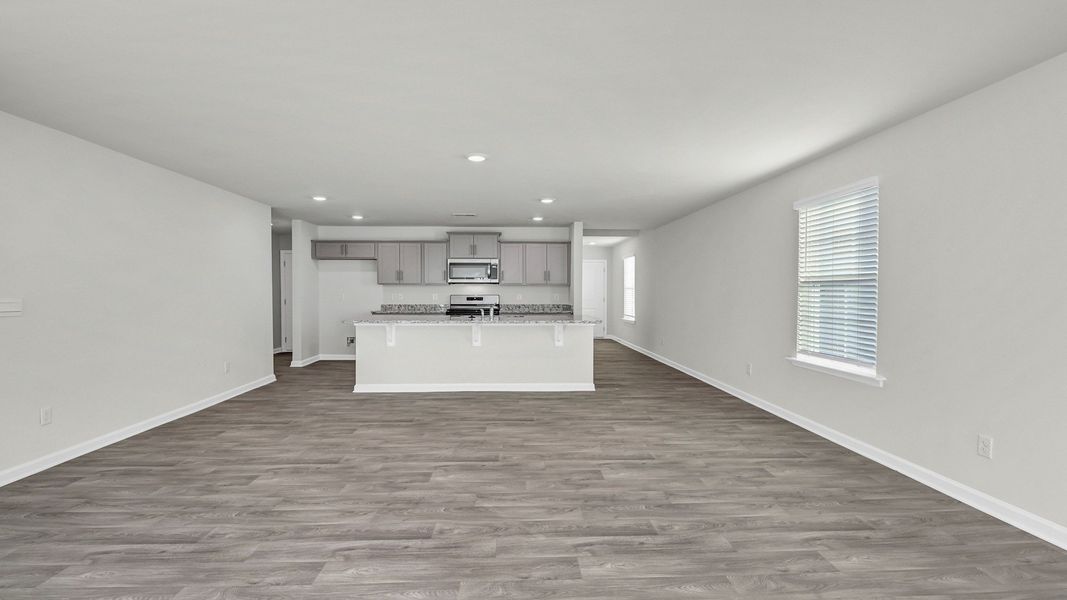 Spacious, unfurnished interior of a new home in Hunter's Branch, Hopkins (Image 17).