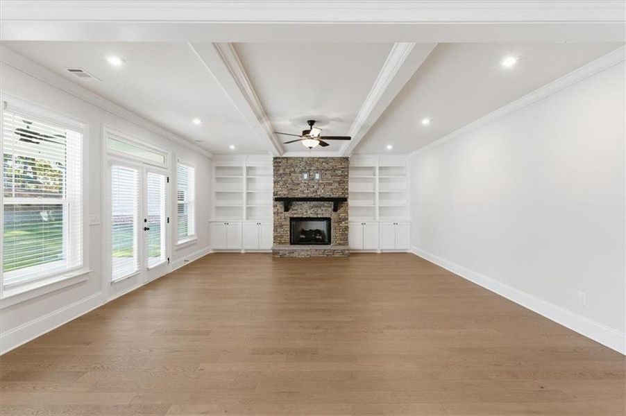 Spacious, unfurnished interior of a new home in Ford Landing, Acworth (Image 22).