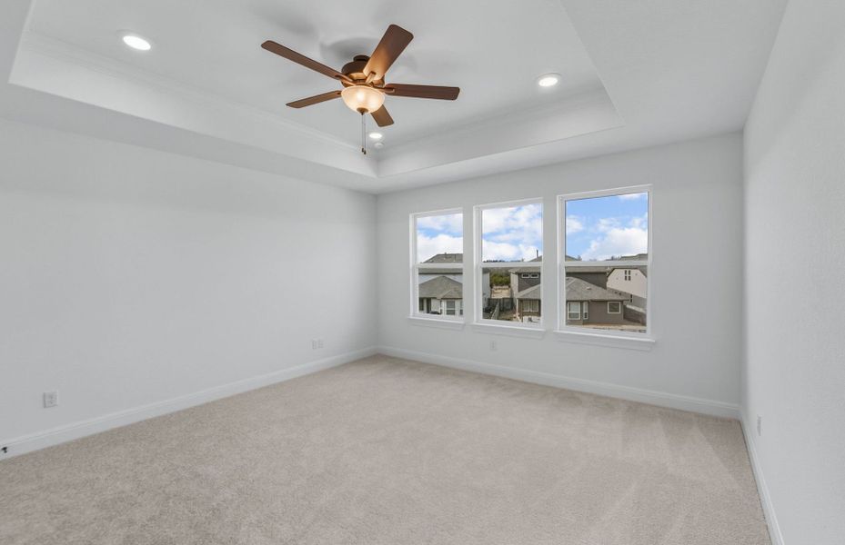 Spacious, unfurnished interior of a new home in Horizon Lake, Leander (Image 30).