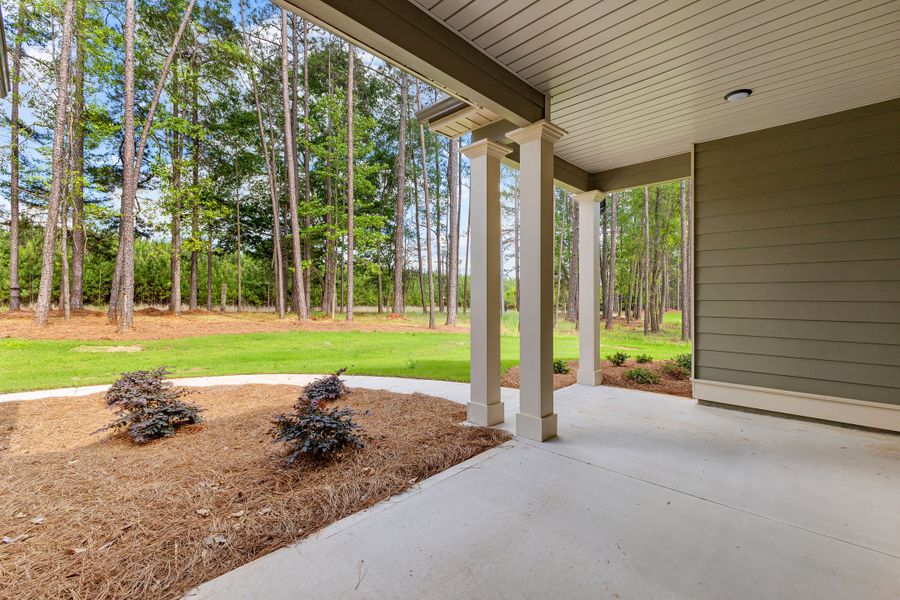 Image 36 of a home in Golfview.